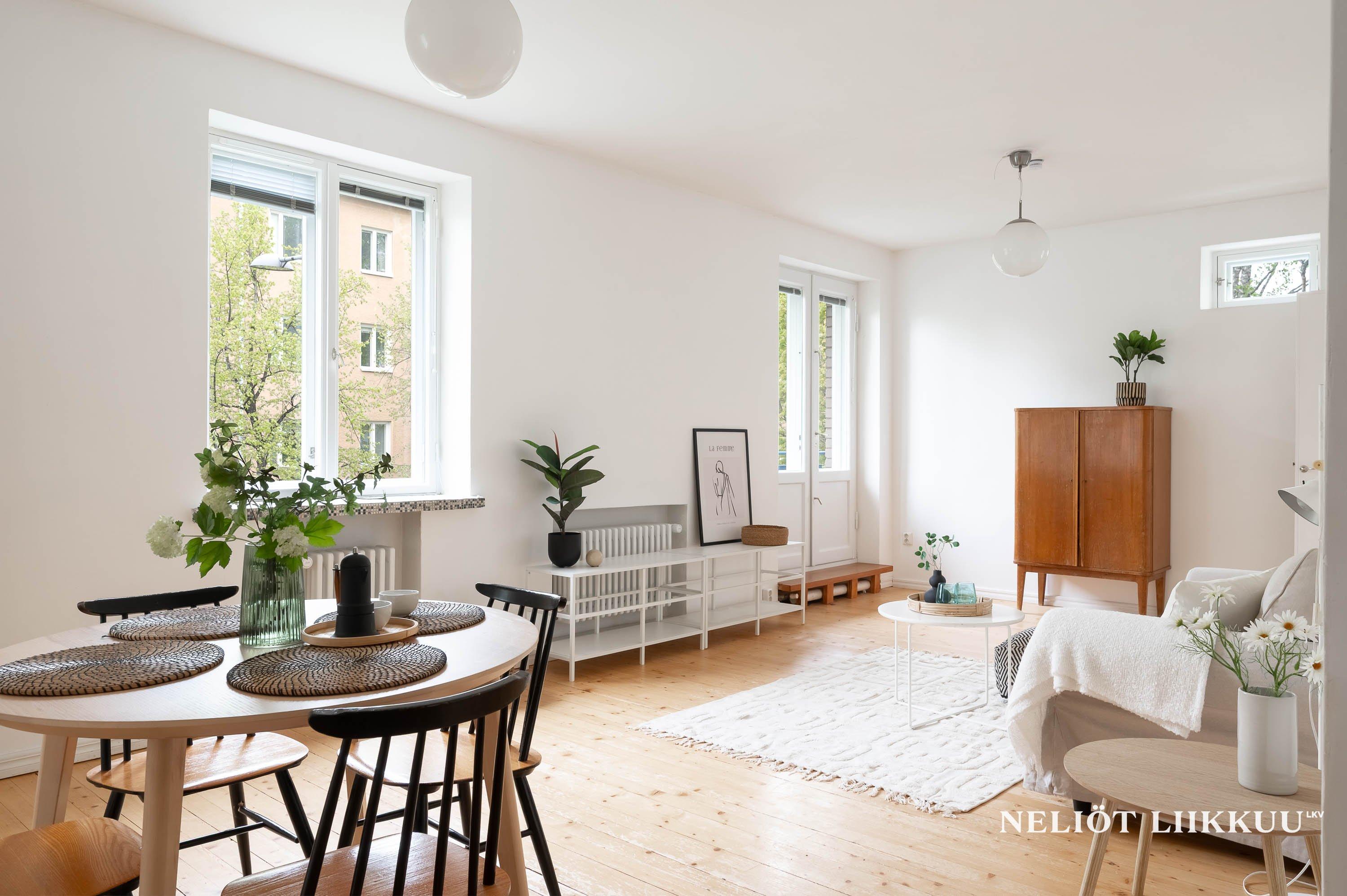 Kauppaneuvoksentie 19